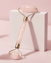 Load image into Gallery viewer, Rose Quartz Face Facial Roller